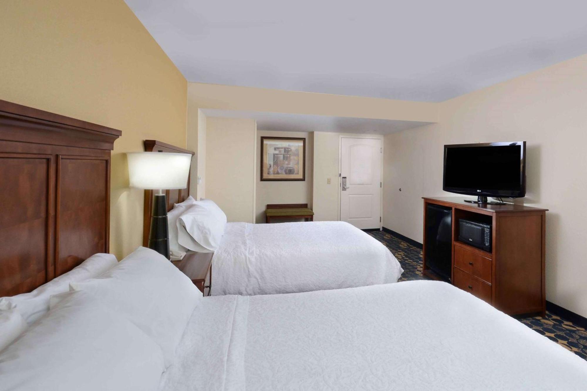 Hampton Inn Fayetteville Fort Bragg Exterior foto