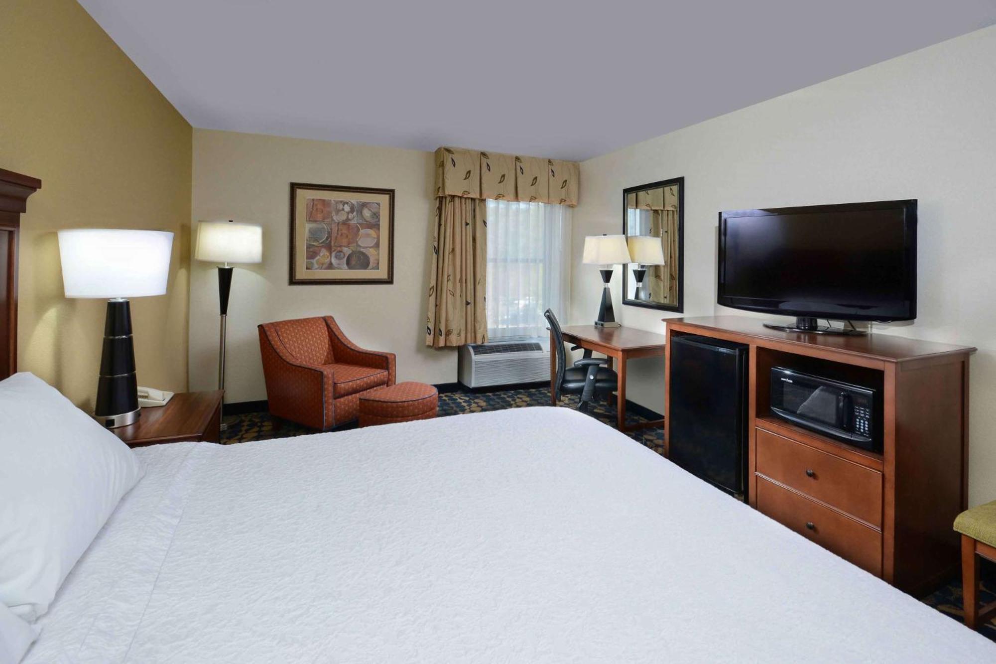 Hampton Inn Fayetteville Fort Bragg Exterior foto