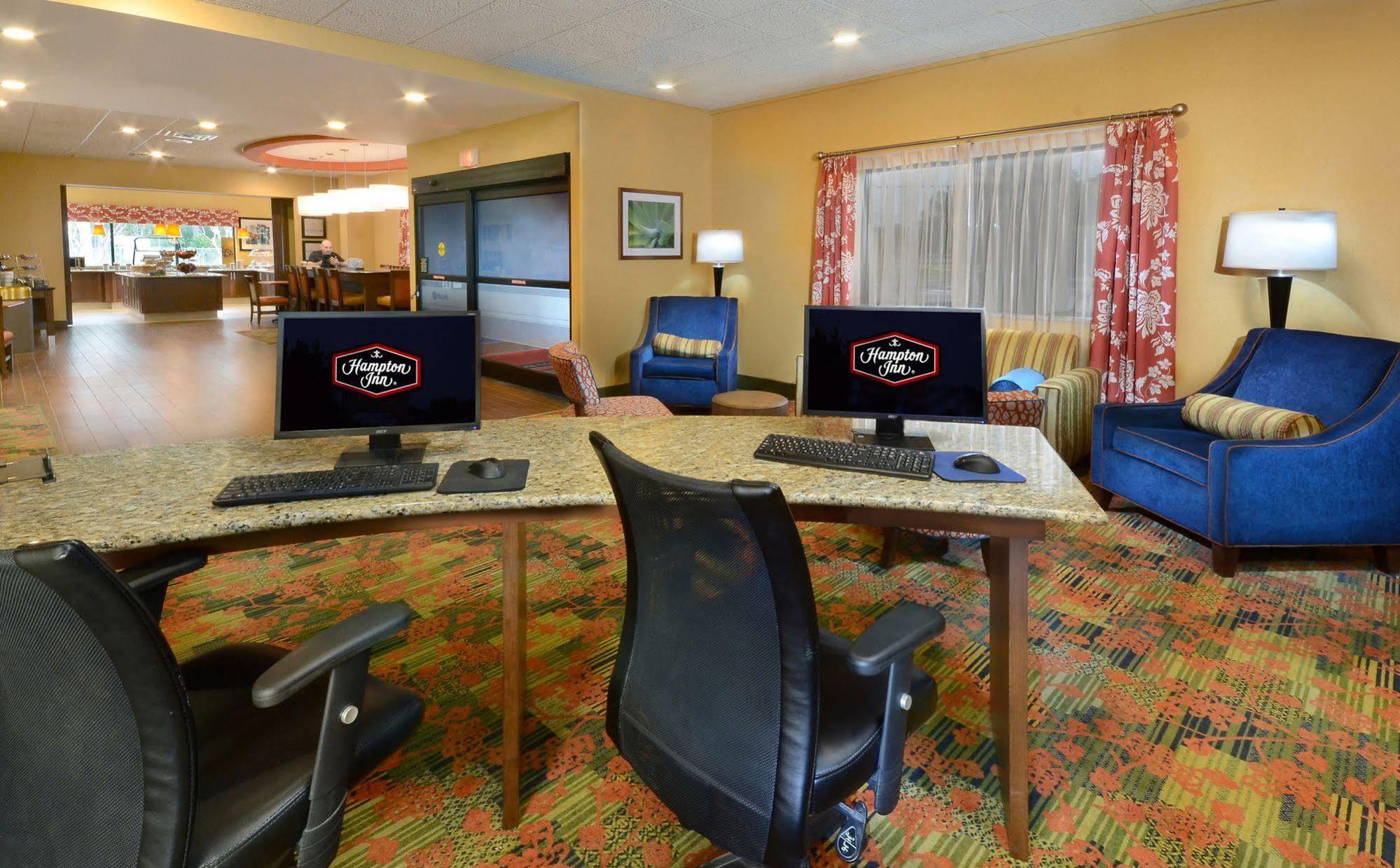 Hampton Inn Fayetteville Fort Bragg Exterior foto